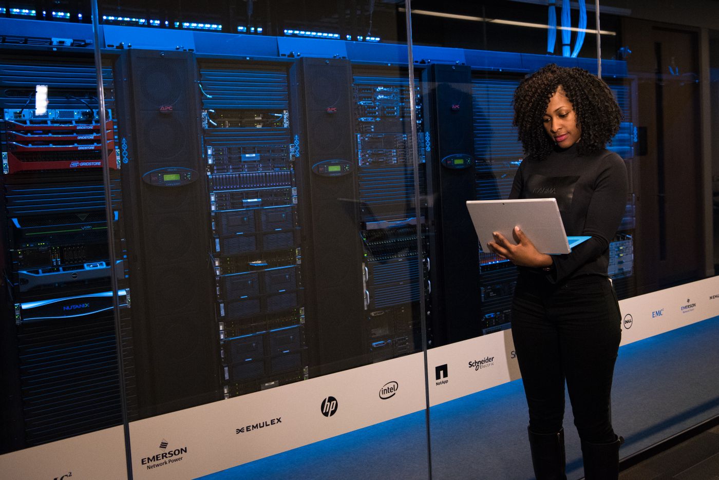 VERHI company news: expanding the micro-module data center portfolio for overseas projects